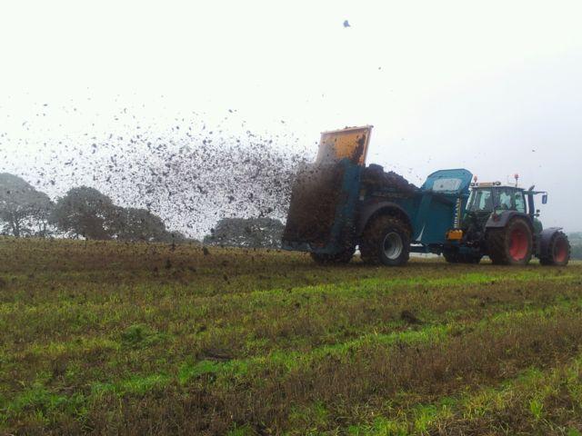 Épandeur à compost