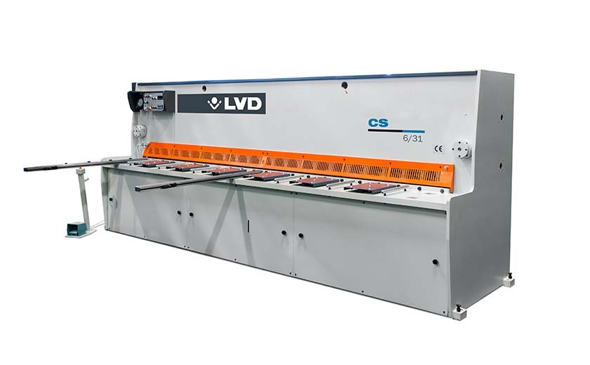 Cisaille guillotine LVD