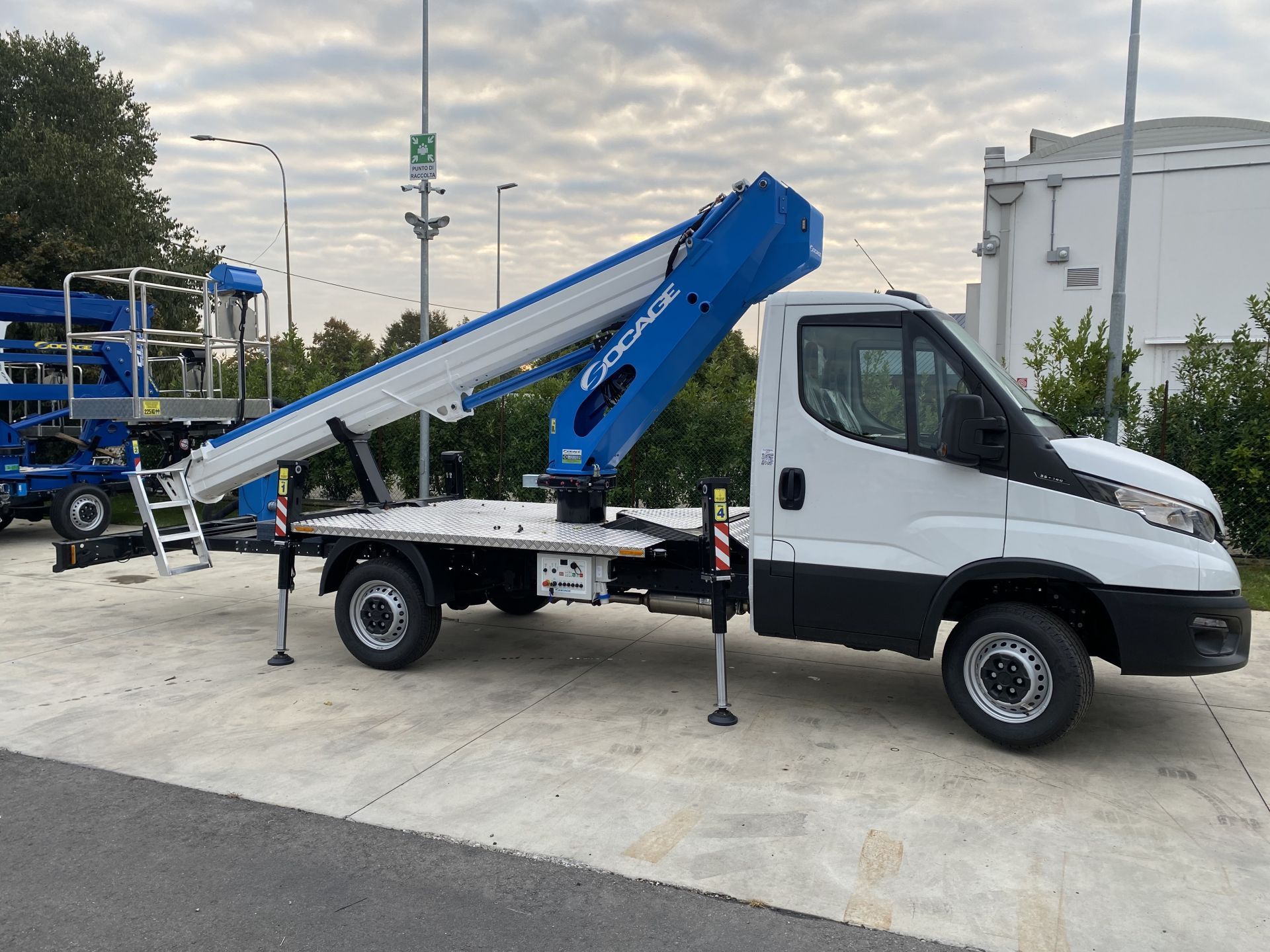 Nacelle télescopique 15t speed (h h) - camion nacelle_1