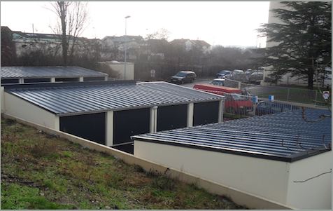 Garages modulaires Sobanor - charpente en tubes métalliques galvanisés, couverture bacacier anti-condensation, porte basculante ou sectionnelle motorisable_0