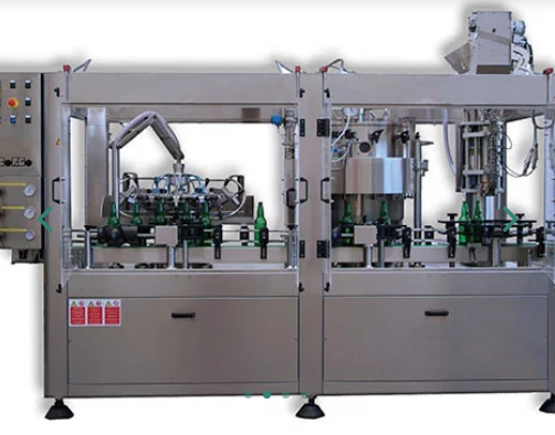 Machine monobloc multifonction pour le rinçage, le remplissage et le bouchage de bouteilles en verre ou en PET - 1000 à 40000 pièces/h -TRIBLOC_0