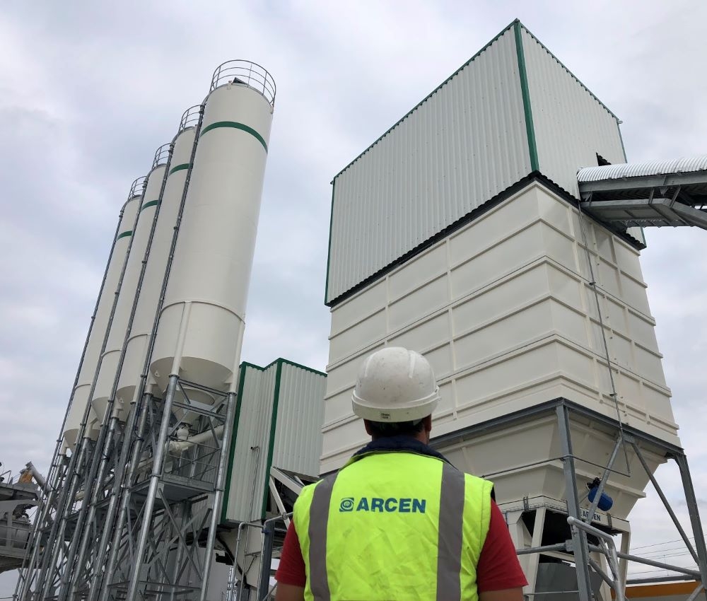 Centrale à béton mobile 120 m3/h - 4 ou 5 trémies d'agrégats et une capacité totale jusqu'à 400m3 - Arcmov_0