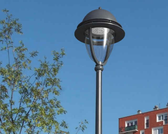 Lampadaire urbain ambiance / led / en aluminium thermolaqué / 8 m devis