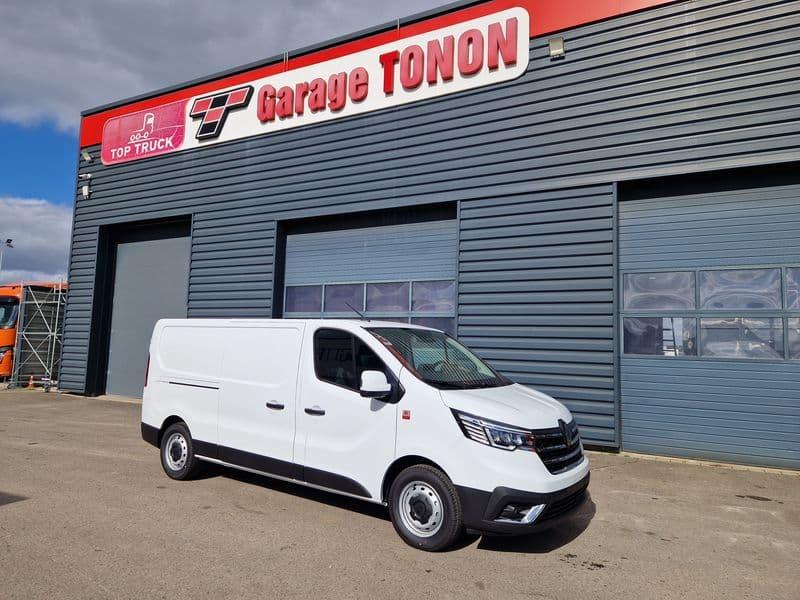Renault Trafic 170 ch - Utilitaire neuf boîte automatique - Longueur de chargement 2,93 m_0