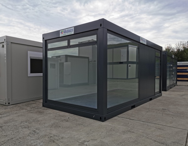 Conteneur pop up store vitré en angle gris - 600 x 300 cm (18 m²) - en kit avec panneaux sandwichs isolants_0