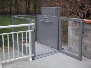 Élévateur PMR Open - pour hauteur jusqu'à 4m - intérieur/extérieur avec nacelle vitrée_0