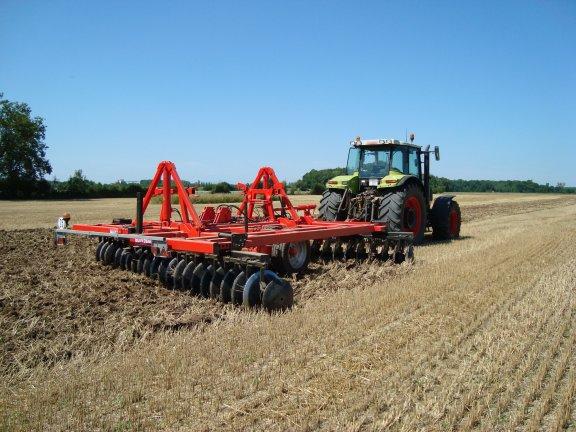 Déchaumeur à disque AVPRS 40-66x6-23 Quivogne - 4,40 m de largeur de travail, 40 disques, 4290 kg_0