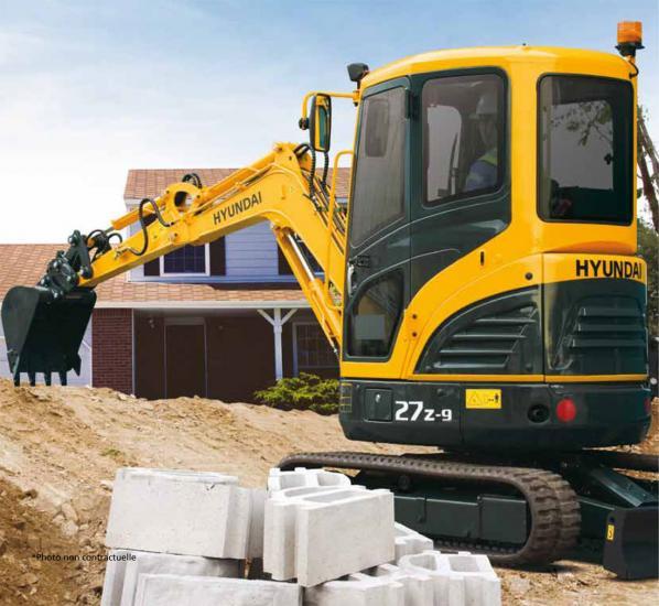 Mini-pelle HYUNDAI R27Z-9 - Compacte, idéale pour petits travaux_0