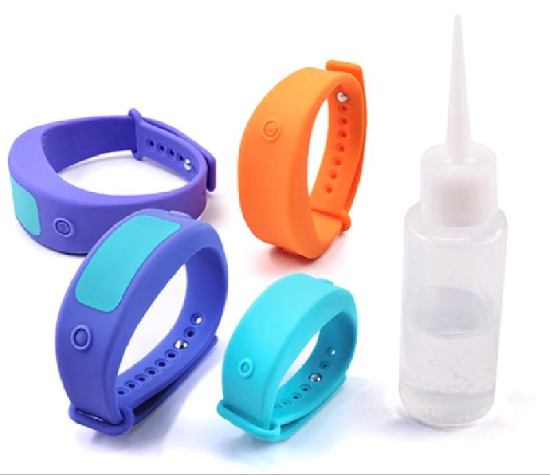 Nouveauté ! Bracelet pulvérisateur portable rechargeable personnalisé à votre nom_0