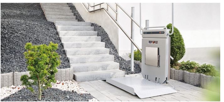 Plateforme monte escalier droit inclinée,  automatisée, plus puissante, plus solide, moins encombrante_0