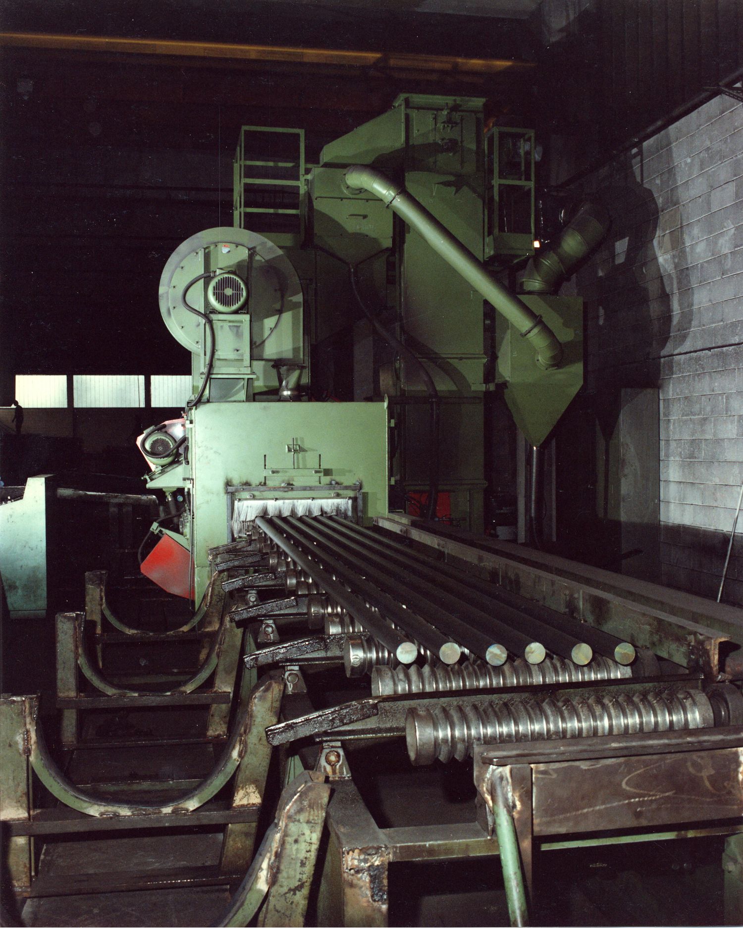 Grenailleuse multi-barres ou mono-barre - équipement de grenaillage_0