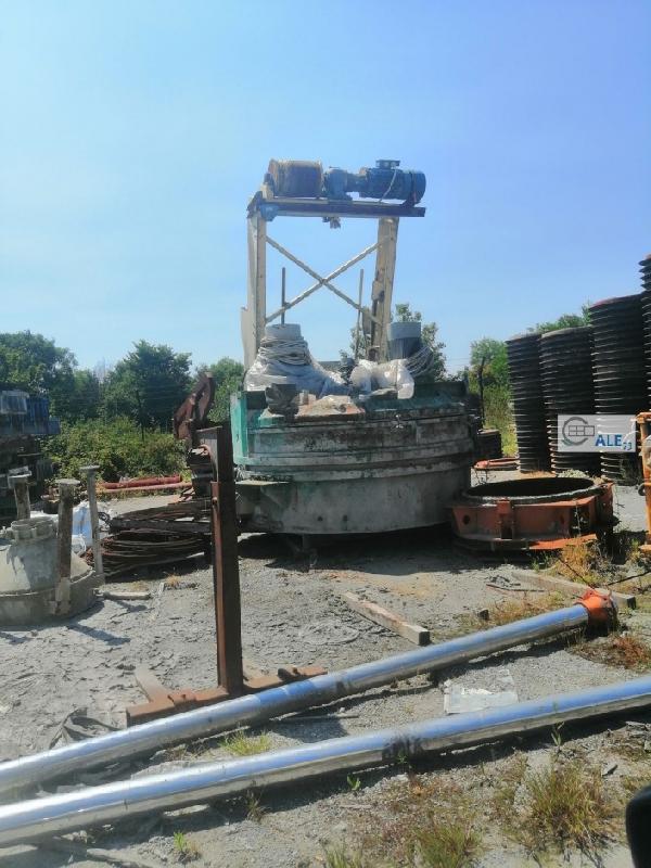 Malaxeur planétaire UCoMESSA P1500-TN - 1,25 m3 de béton fini - avec skip et 1 porte - modèle ALE73_0