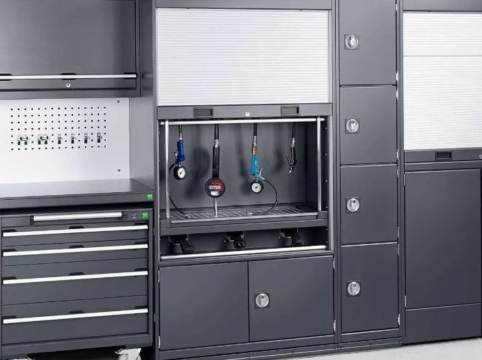 Mobilier d'atelier pour gestion des fluides, convenant aux distributeurs d'huile et d'air avec une longueur d'extension jusqu'à 10 m_0