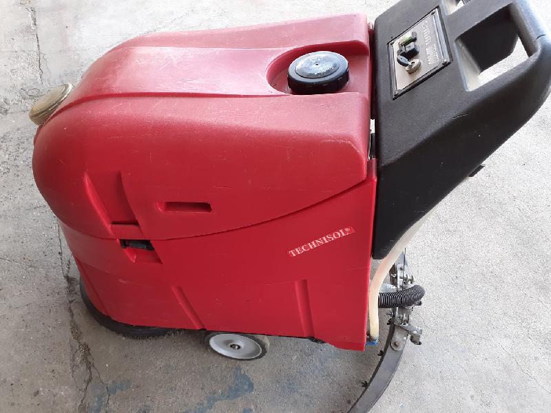 Autolaveuse semi-tractée à batteries rénovée OMM BIG500 - grande capacité et autonomie_0