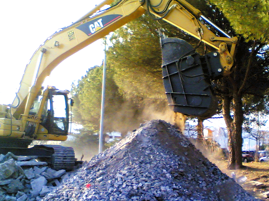 Godet concasseur - mâchoire à mouvement translatoire - capacité SAE 0.75 m³ ou 1 m³_0