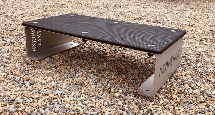 Station step extérieure en inox personnalisable - Référence SSE_0