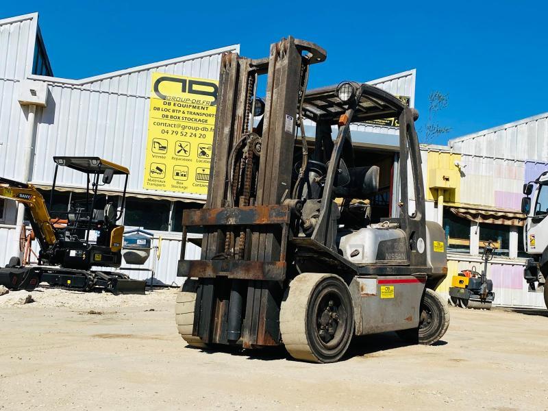 NISSAN FGD02A30Q - Chariot élévateur 3T - Hauteur de levage 4.75m - Moteur 57 CV_0