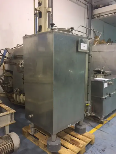 Cuve en acier inoxydable 970 litres d'occasion - référence : c3668 sf_0