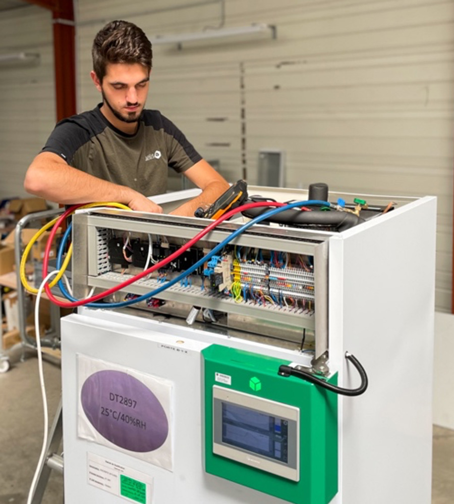 CAELIS - Maintenance préventive, retrofit et dépannage des enceintes climatiques sur tout le territoire français_0