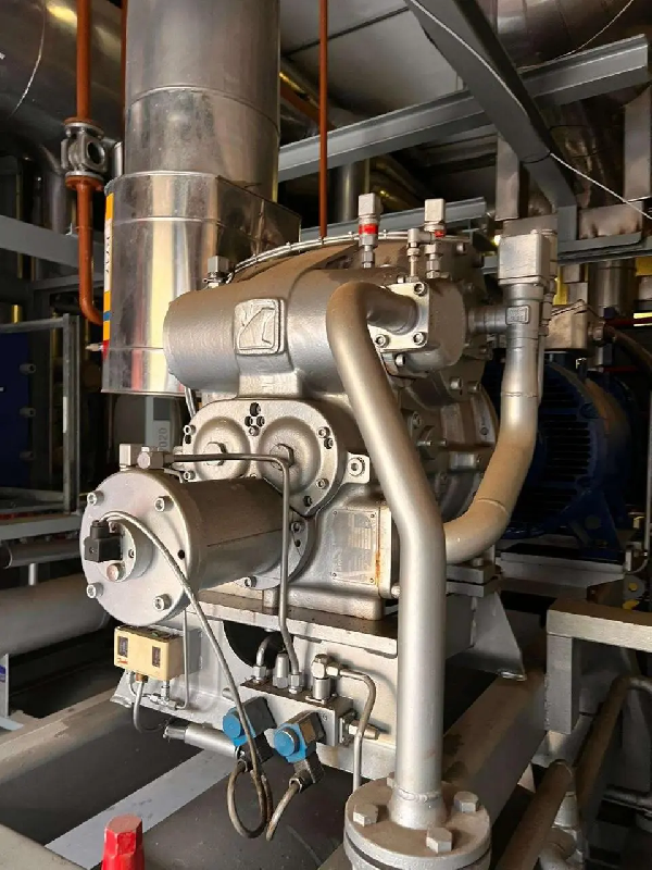 Groupe froid york refrigeration s163 311 kw 70 m3h utilisé - référence                        :                         c9963_0