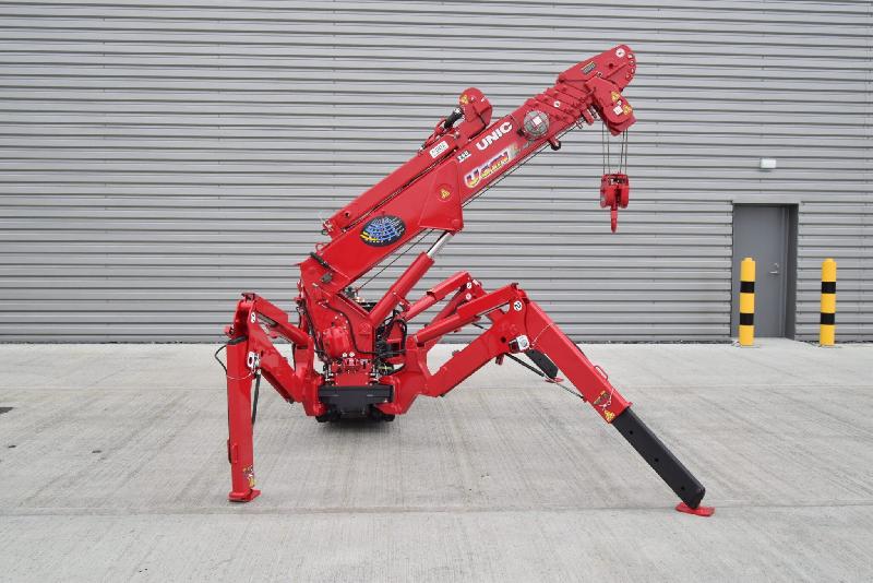 Nacelle élévatrice URW-295 VO - Stabilisateurs variables pour espaces restreints_0
