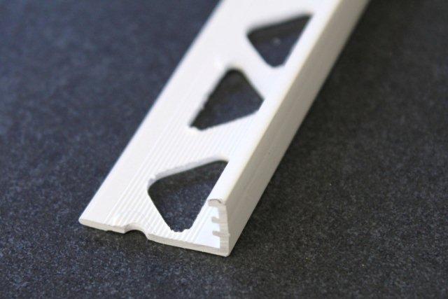 Profilés en PVC - Équerre PVC blanc H 10 mm L 2,50 ML - Code PEVC10_0