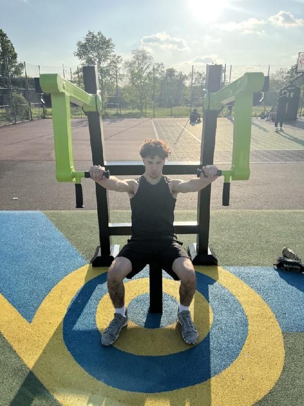 Lest Chest Press avec poids sécurisés - Gamme Lest_1