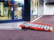Rampes pliantes MEDLIS - en aluminium avec roulettes pour un transport facile_0