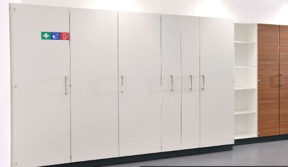 Armoire haute de laboratoire traditionnelle avec hauteur 2090 mm pour un  espace de stockage accru_0