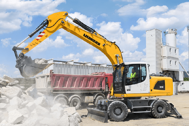 Pelle sur pneus Liebherr A 918 - capacité godet rétro 0,17 à 1,05 m³ - 120 kW - 17,6 à 19,8 tonnes_0