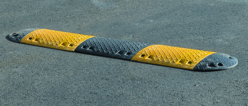 520505 - Ralentisseur de vitesse Sofop S.A.S - 22 cm x 5 cm - Usage intensif - Résistance 30 tonnes_0