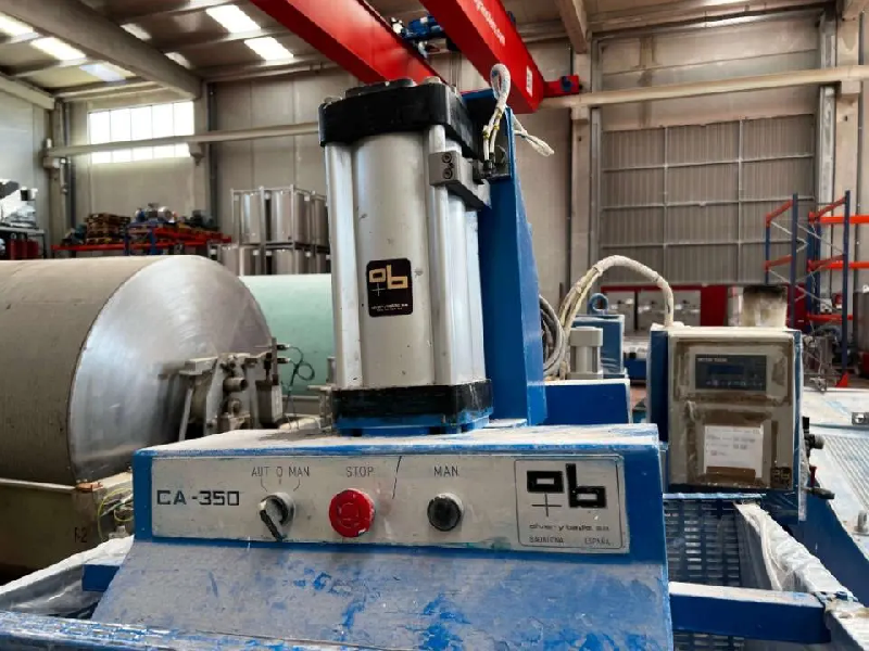 Bouchonneuse oliver et batlle ca-350 d'occasion - référence                        :                         c7232_0