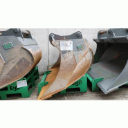 Godet niveleur Egli EPL-TR 240-1800 - OilQuick OQ 70 - MZG-4402879 - 845 kg - 1270 l - RAL 1018 Jaune zinc Godet niveleur Egli EPL-TR 240-1800 - OilQuick OQ 70 - MZG-4402879 - 845 kg - 1270 l - RAL 1018 Jaune zinc