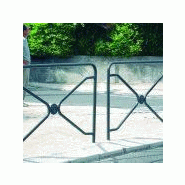 Barrière Nation - Longueur 150cm - Hauteur Hors Sol 105cm - Tube acier avec peinture polyester Barrière Nation - Longueur 150cm - Hauteur Hors Sol 105cm - Tube acier avec peinture polyester
