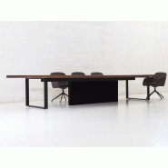Table de réunion Bat Executive en placage bois - passage de câbles - L300 P120 H75 cm - 4 finitions de plateau - Piètement cadre métal - Garantie 3 ans
