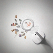 Lampe de table LED avec loupe, 6,5 W, 520 lm, 3 000 K, cadre en plastique blanc, design moderne et fonctionnel - Perenz - blanc 5335 B LC