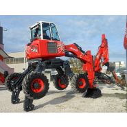 R553 big foot-forester pelle araignée