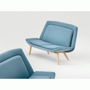 Canapé design Norway 2 ou 3 places pied bois massif naturel et revêtement tissu Remix-2 de Kvadrat Canapé design Norway 2 ou 3 places pied bois massif naturel et revêtement tissu Remix-2 de Kvadrat