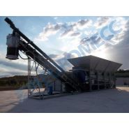 Centrale à béton transportable avec 4 compartiments agrégats