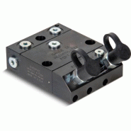 MCRC21, Manual Coupler, Pallet Reciever with P.O. Check