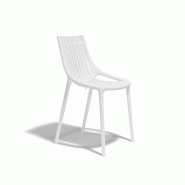 Chaise en plastique recyclé et recyclable Chaise en plastique recyclé et recyclable