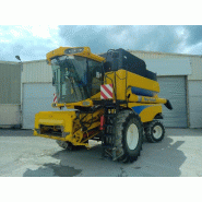 Moissonneuse batteuse NEW HOLLAND CSX 7050