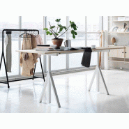Table String Works avec réglage en hauteur électrique Table String Works avec réglage en hauteur électrique