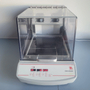 Incubateur OHAUS ISHD16HDG avec agitation orbitale