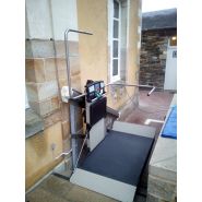 Plateforme monte-escaliers (pour escaliers droits) x3