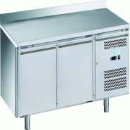 ForCold by FIMAR Table de congélation avec 2 ptes avec crédence. Dégivrage auto. T° -18°/-22°C. Dim. 136x70x85/95 cm (h). ForCold M-GN2200BT-FC - 202 ForCold by FIMAR Table de congélation avec 2 ptes avec crédence. Dégivrage auto. T° -18°/-22°C. Dim. 136x70x85/95 cm (h). ForCold M-GN2200BT-FC - 202