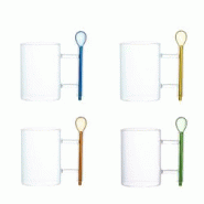 Aulica Tasses à thé en verre avec cuillères multicolores - lot de 4 - transparent 240901 Aulica Tasses à thé en verre avec cuillères multicolores - lot de 4 - transparent 240901