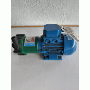 Pompe magnétique plasto mec p052 d'occasion - référence                        :                         c7140