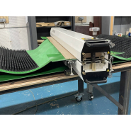 Bande transporteuse sur mesure en PVC avec pavé à tétines collés jonction à chaud - MTCP