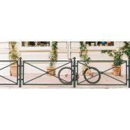 Epoca barrières urbaines - acier galvanisé et peint - périmètre tubulaire, diagonales en plat et élément circulaire central_1